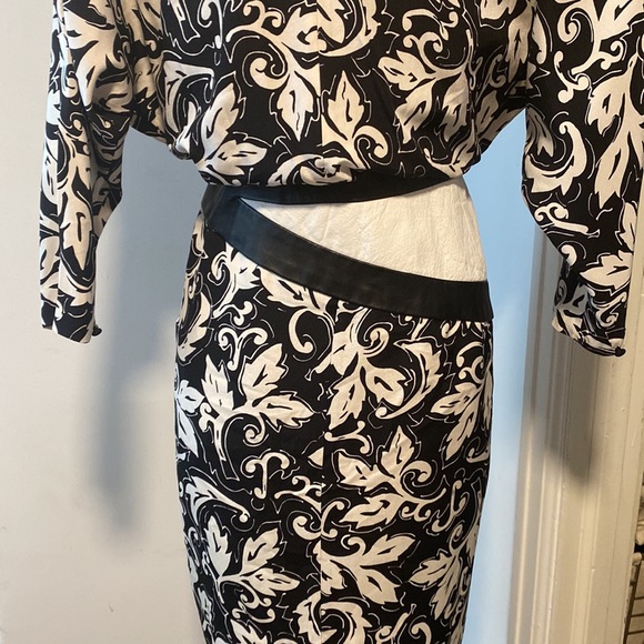 SANTINI Vintage 80s Black and White Silk Dress Size 10 - Picture 8 of 8